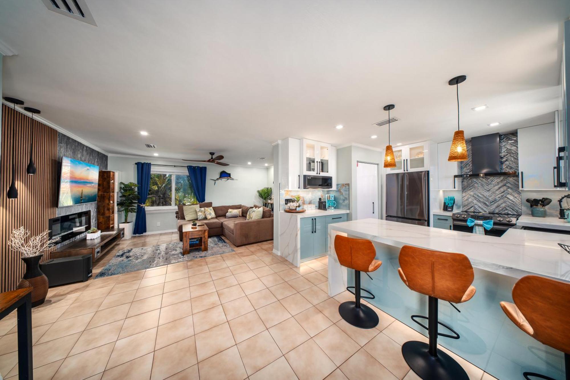 Casa Blue Pelican. Маратон Екстер'єр фото