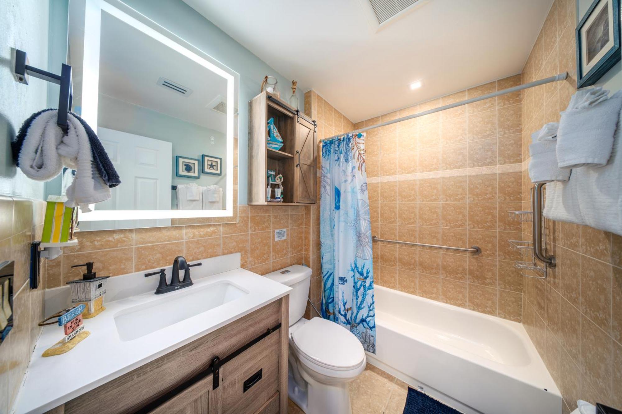 Casa Blue Pelican. Маратон Екстер'єр фото